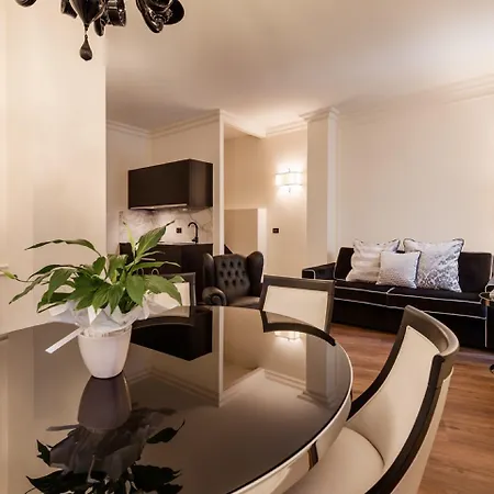 House 4*