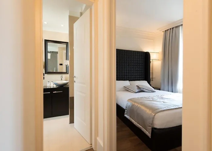 Hotel apartamentowy House 4*