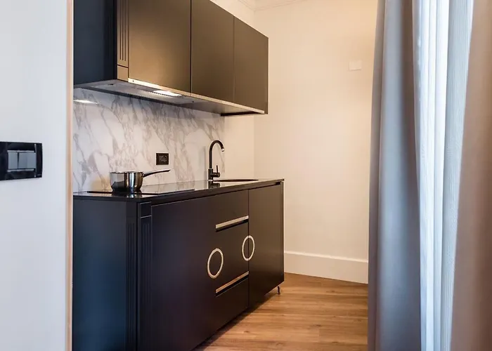 Hotel apartamentowy House 4*