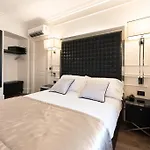 House 4*