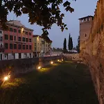 House 4*