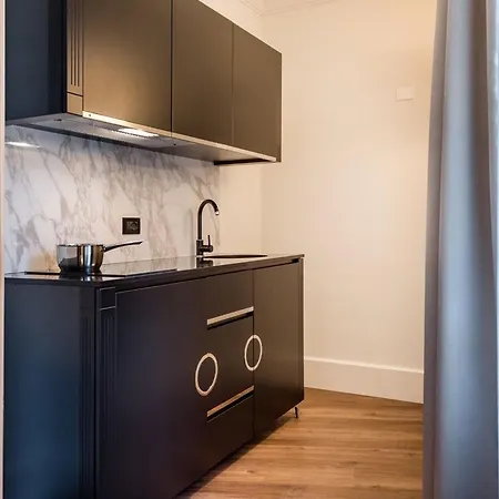 아파트호텔 하우스 아파소텔 4*