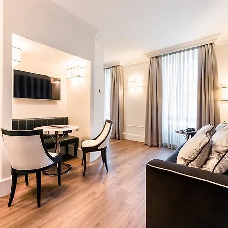 Lejlighedshotel House 4*